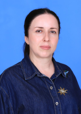 Эмирбекова Людмила Яхьябековна Эмирбекова Людмила Яхьябековна